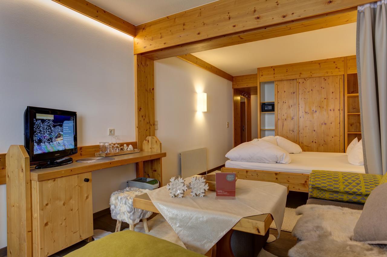 Am Dorfplatz Suites - Adults Only St. Anton am Arlberg Eksteriør bilde