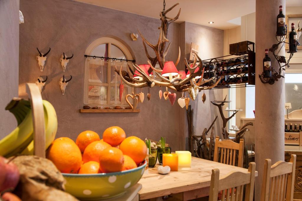 Am Dorfplatz Suites - Adults Only St. Anton am Arlberg Eksteriør bilde