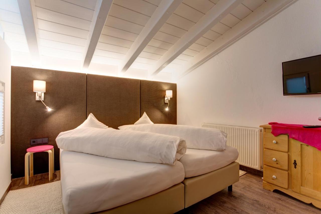Am Dorfplatz Suites - Adults Only St. Anton am Arlberg Eksteriør bilde